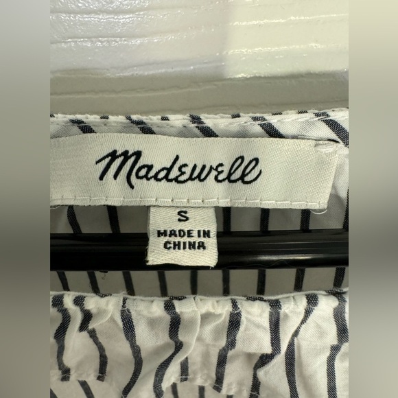 MADEWELL| Top White Blue Striped Ruffle Trim Tie Shoulder Short Sleeve| size S - Picture 7 of 7